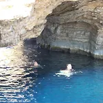 Calypso Lipsi