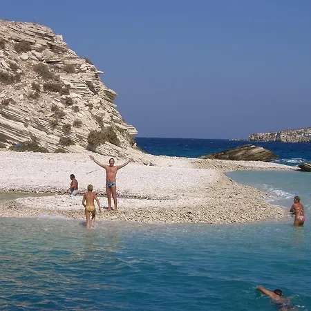 アパートホテル Calypso リプシ